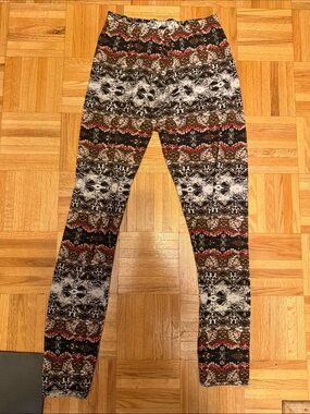 Patterned Women's Skinny Jeans - Black White Brown with Red Accent